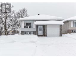 42 JORDON CR, Orillia, Ontario