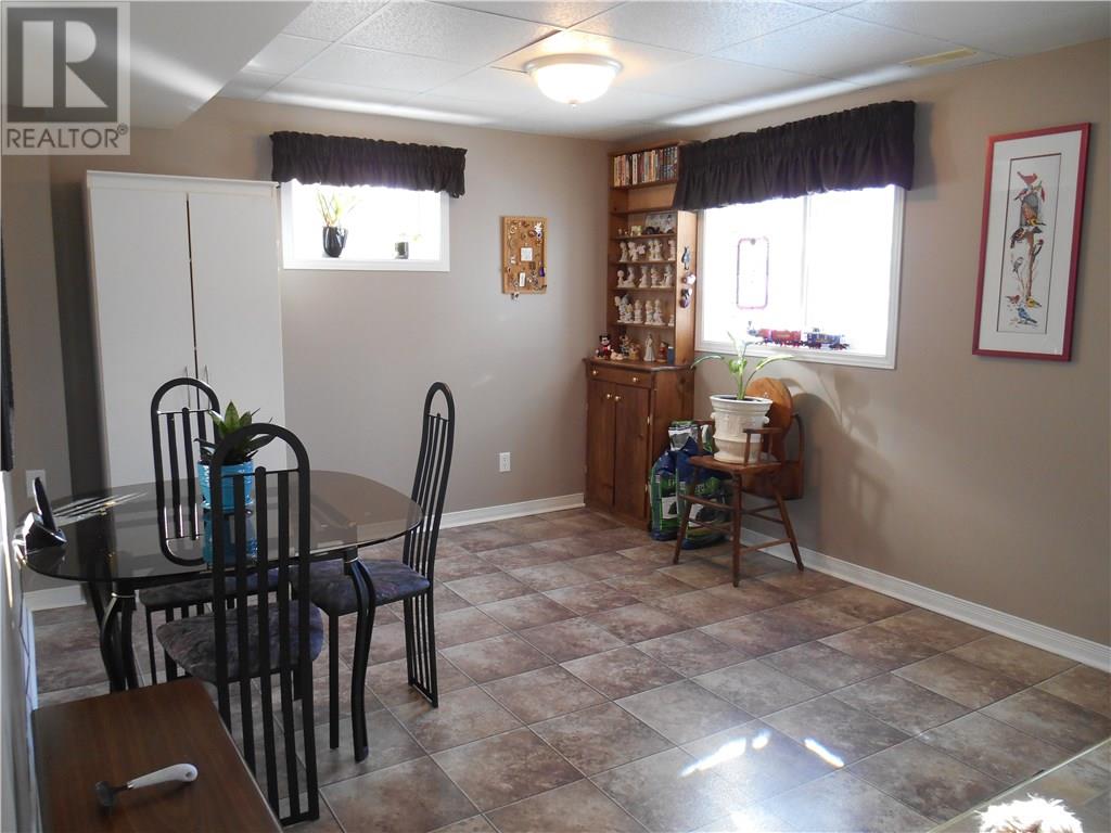 45 Johnson St, Orillia, Ontario L3V 7R9 (18971365)