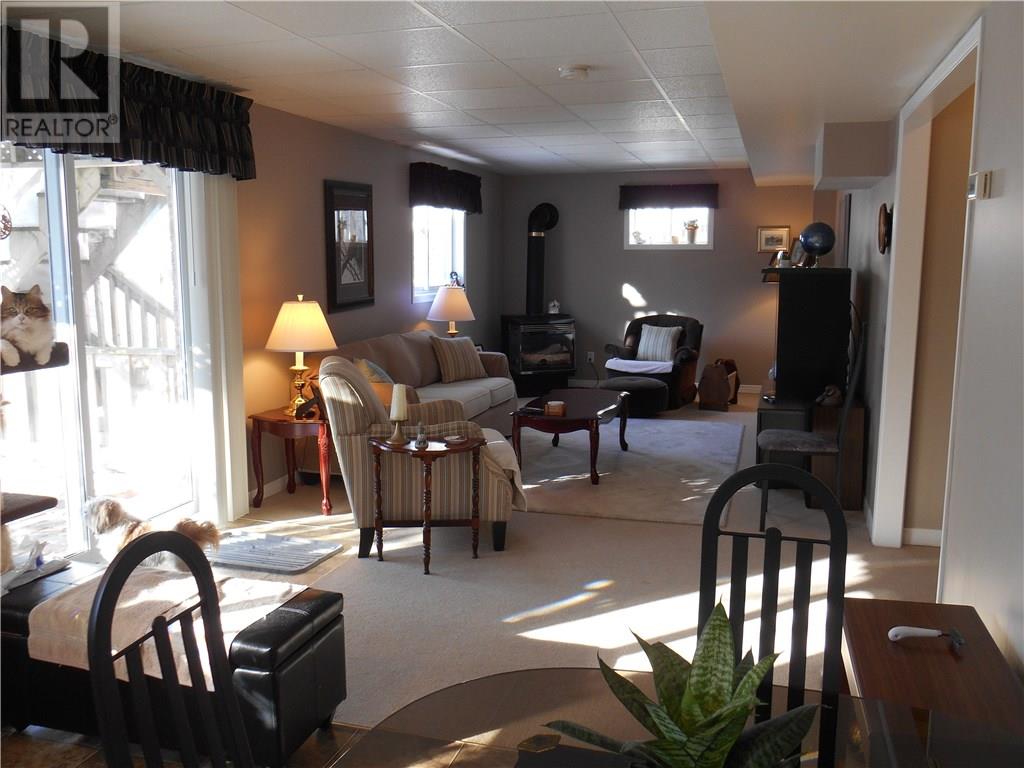 45 Johnson St, Orillia, Ontario L3V 7R9 (18971365)