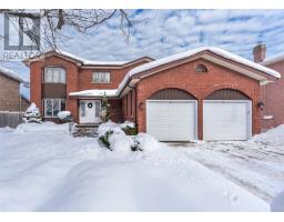 27 LINDSAY CR, Orillia, Ontario