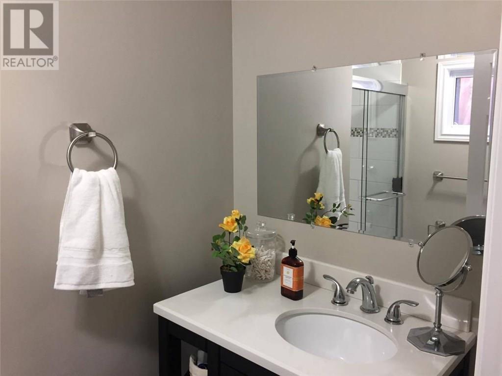 403a Forest Av, Orillia, Ontario L3V 3Z2 (19002431)